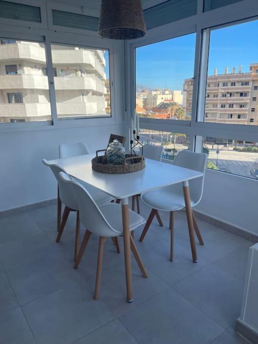 Soleado Y Luminoso Apartamento Fuengirola Kültér fotó