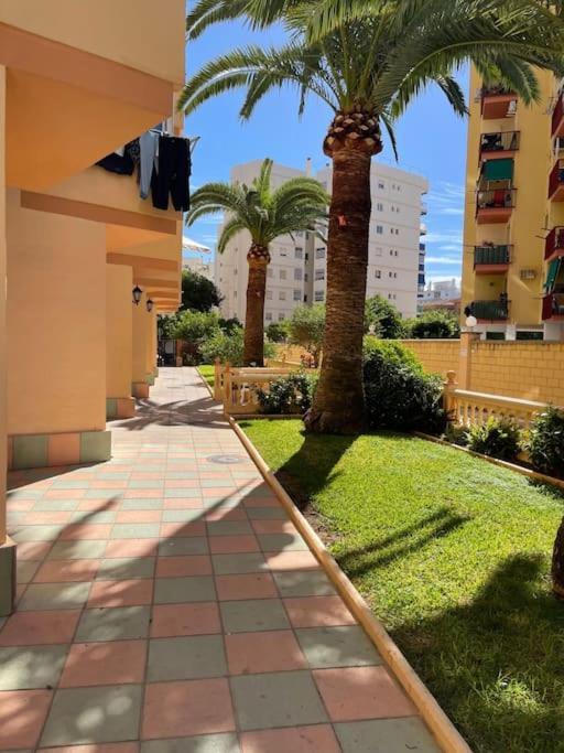 Soleado Y Luminoso Apartamento Fuengirola Kültér fotó